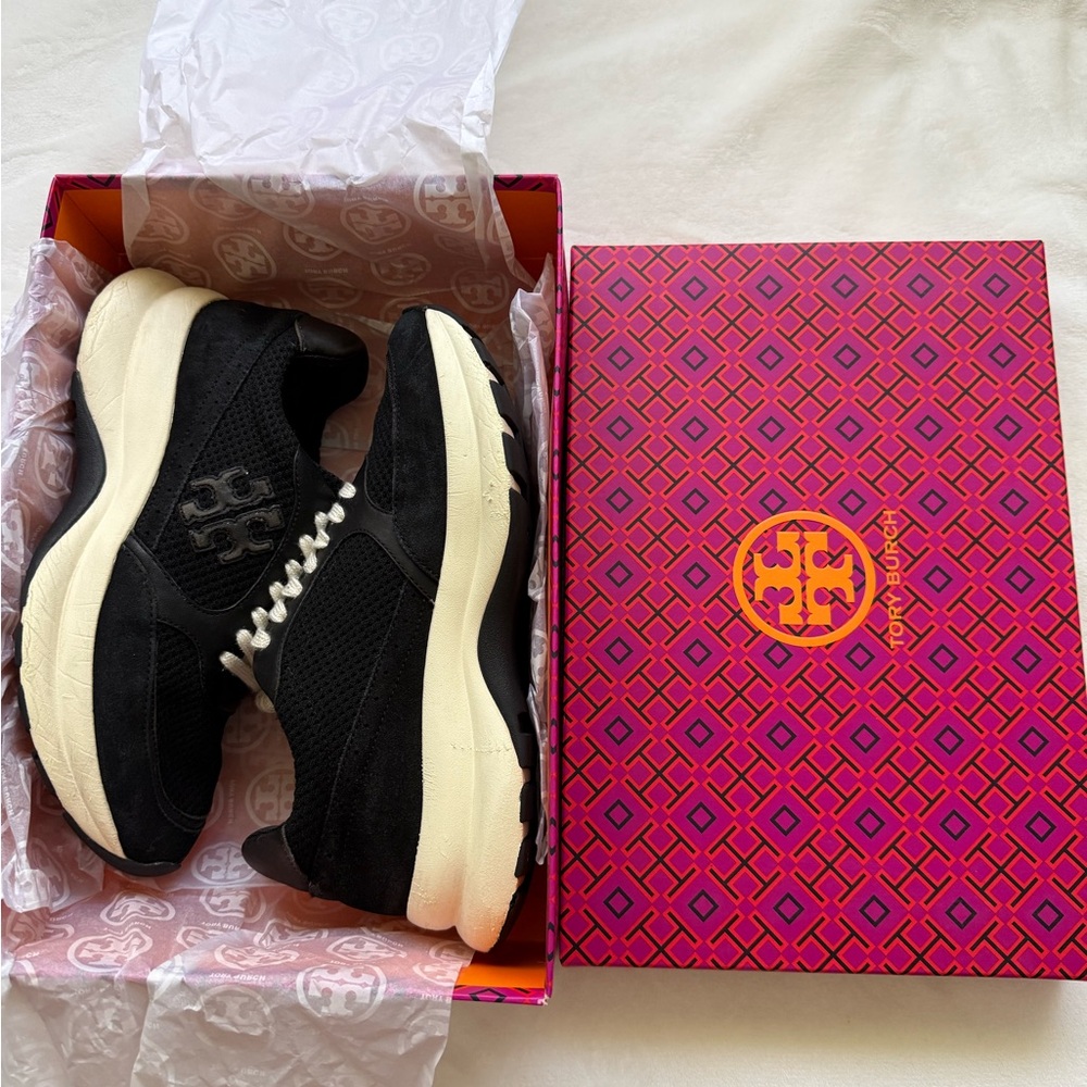 Tory Burch Black and Cream Platform Sneakers - Picture 10 of 12